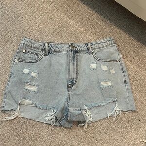Fashion nova distressed denim Jean shorts
